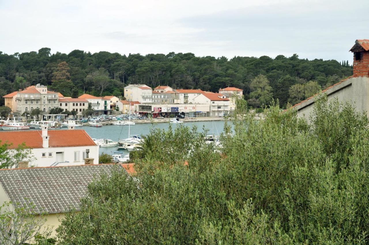 Rose Rooms At Island Of Rab Banjol エクステリア 写真